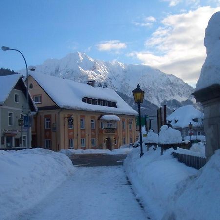 Gaestehaus Zur Post - Heritage Inn 스피탈 암 피른 외부 사진